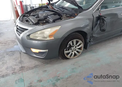 2015 Nissan Altima 2.5 S из США, поврежденный, VIN 1N4AL3AP4FC209330